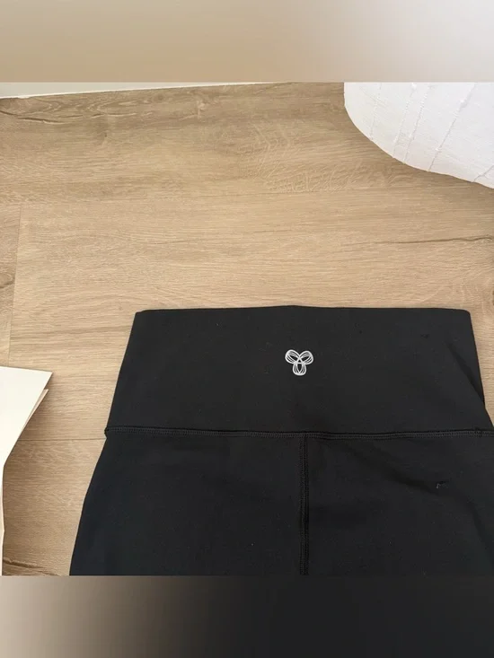 Aritzia TnAction ATMOSPHERE WIDE HI-RISE LEGGING in Black - Picture 7 of 9